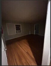 4724 E Gilbert St in Wichita, KS - Building Photo - Building Photo