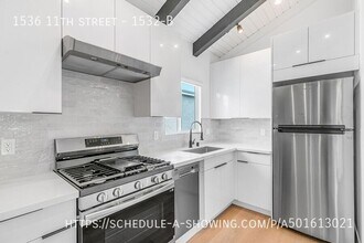 1536 11th St in Santa Monica, CA - Building Photo - Building Photo