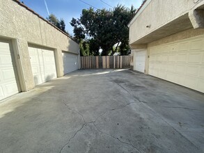 732 Newport Ave in Long Beach, CA - Building Photo - Building Photo