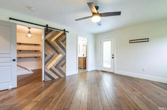 2375 S Knightridge Rd in Bloomington, IN - Building Photo - Building Photo