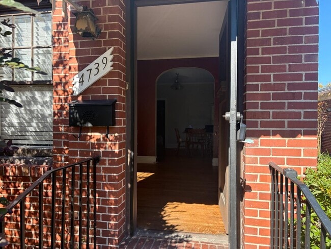 4739 Astral St in Jacksonville, FL - Building Photo - Building Photo