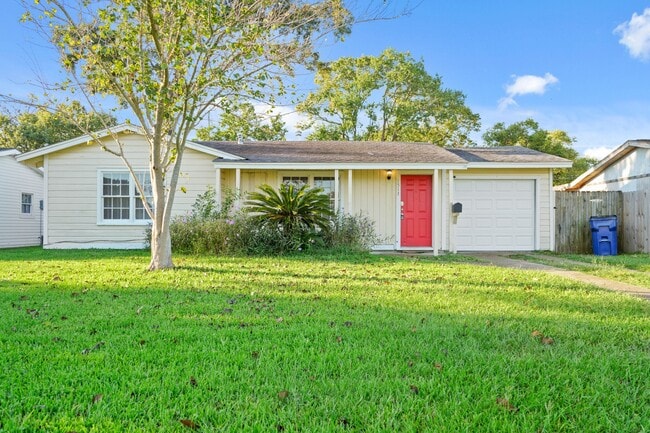 property at 1513 5th Ave N