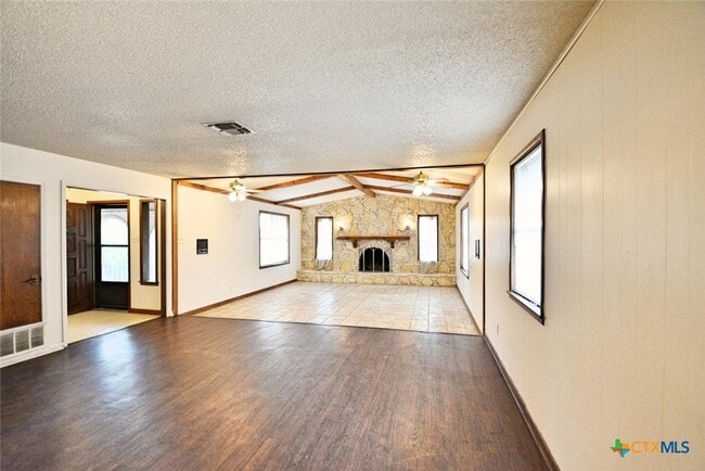 property at 1274 E Common St