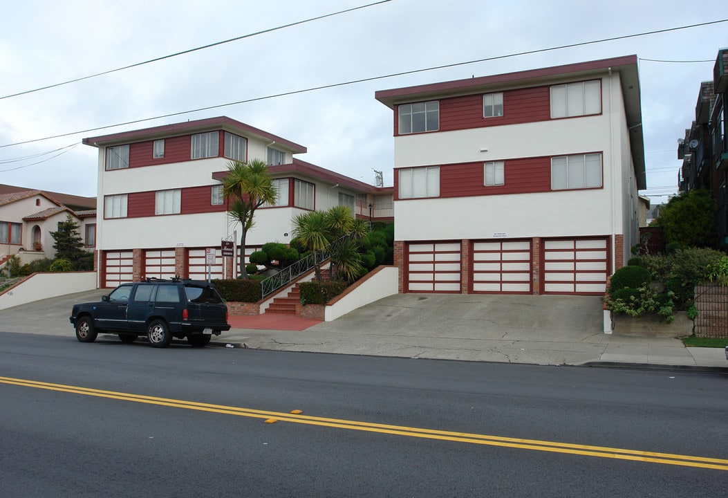 520 Grand Ave in South San Francisco, CA - Building Photo