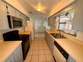 117 Red Rose Cir in Orlando, FL - Building Photo - Building Photo