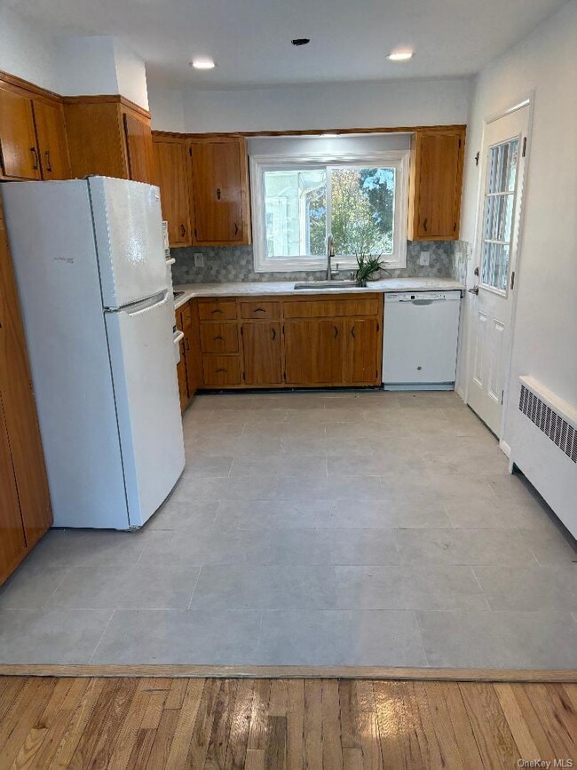 166 Franklin Blvd in Long Beach, NY - Building Photo - Building Photo