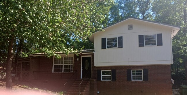 property at 118 Wendell Dr