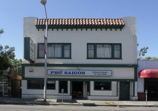 2039 MacArthur Blvd in Oakland, CA - Building Photo - Building Photo