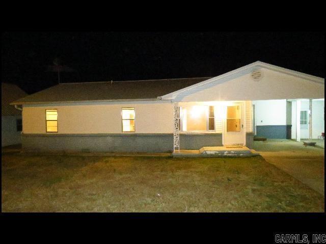 1202 N Holly St in Beebe, AR - Building Photo - Building Photo