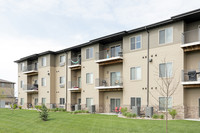 The Sterling Apartments at Kearney: Discov... in Kearney, NE - Foto de edificio - Building Photo