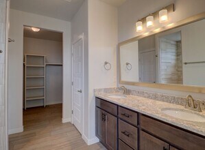2974 St Charles Ave in Las Cruces, NM - Foto de edificio - Building Photo