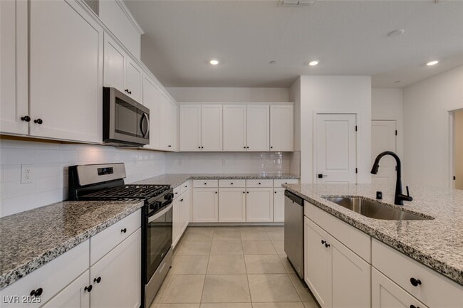 property at 3723 Trancoso Ave