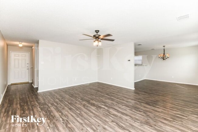 property at 5017 Waterford Dr