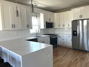 7539 W 61st St in Summit, IL - Building Photo - Building Photo