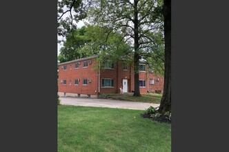 230 S Wayne Ave, Unit 1 in Cincinnati, OH - Building Photo - Building Photo