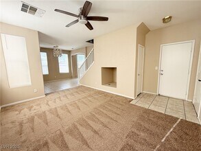 5057 Midnight Oil Dr in Las Vegas, NV - Building Photo - Building Photo