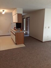 803 Roundhouse Addition in Marquette, IA - Foto de edificio - Building Photo