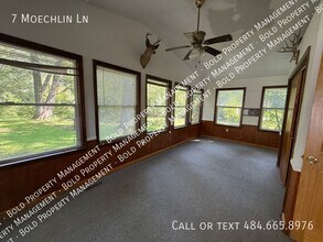 7 Moechlin Ln in Jonestown, PA - Building Photo - Building Photo