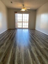 158 Humanity Ln Unit C in Branson, MO - Building Photo