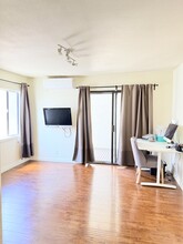 13532 Francisquito Ave, Unit D in Baldwin Park, CA - Foto de edificio - Building Photo