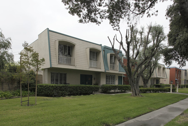 1774-1782 W Greenleaf Ave in Anaheim, CA - Building Photo - Building Photo