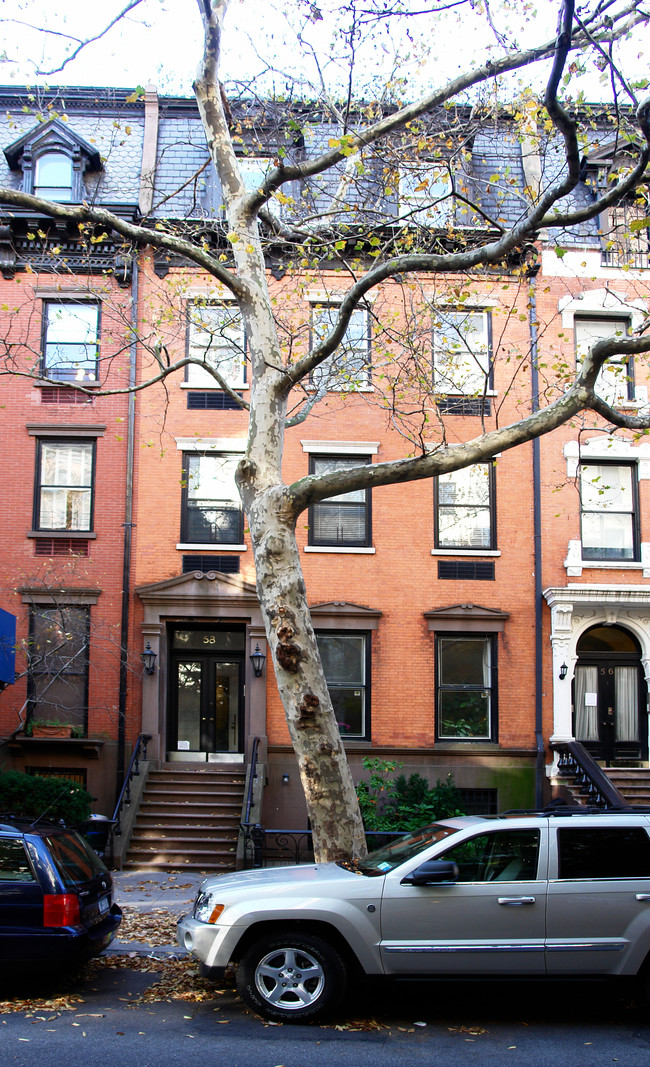 56 Pierrepont St in Brooklyn, NY - Foto de edificio - Building Photo