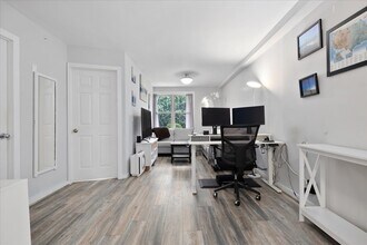 700 Summer St, Unit 1H in Stamford, CT - Building Photo - Building Photo