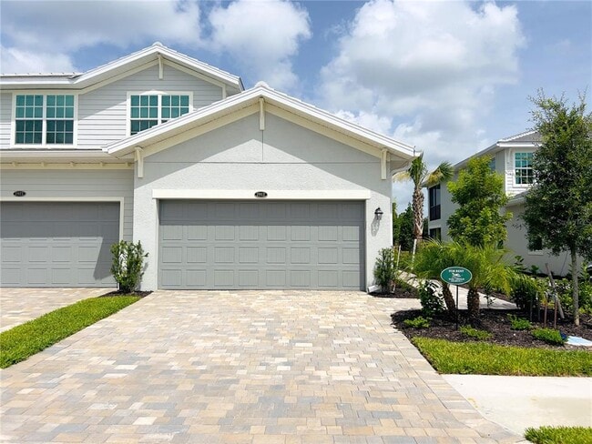 property at 14649 Sycamore Ct