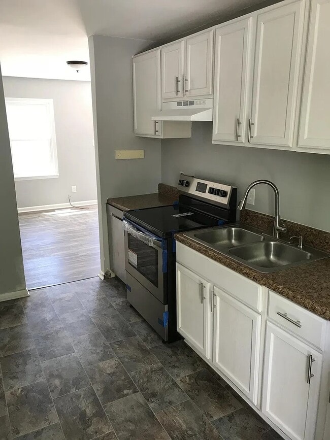 202 Selwyn Alley in Raleigh, NC - Building Photo - Building Photo