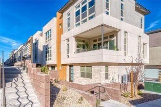 639 Grey Saker St in Las Vegas, NV - Building Photo - Building Photo