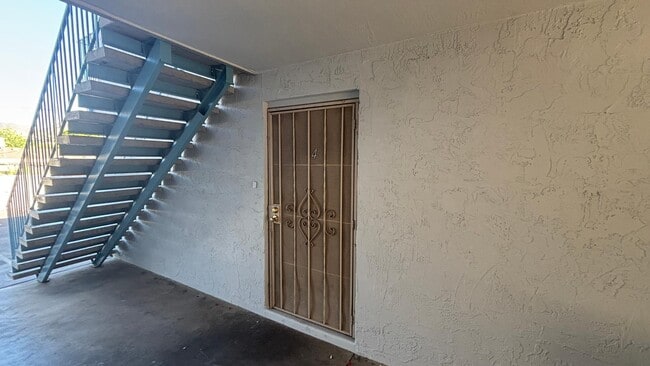 1130 E Butler Dr in Phoenix, AZ - Building Photo - Building Photo