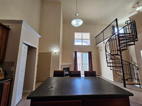 7212 S Blackhawk St in Englewood, CO - Building Photo - Building Photo
