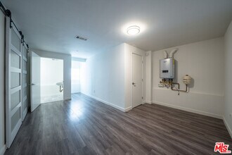 5941 Barton Ave in Los Angeles, CA - Building Photo - Building Photo