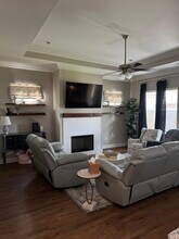 103 Ella Hill St in Maurice, LA - Building Photo - Building Photo