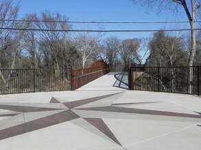 Connecticut at White Rock in Dallas, TX - Foto de edificio - Building Photo