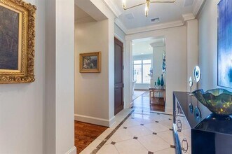 2525 N Pearl St in Dallas, TX - Building Photo - Building Photo