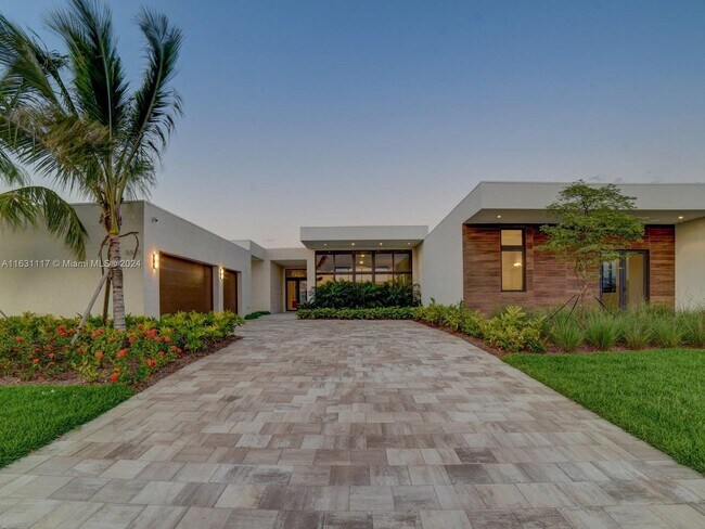 16539 Botaniko Dr N in Weston, FL - Foto de edificio - Building Photo