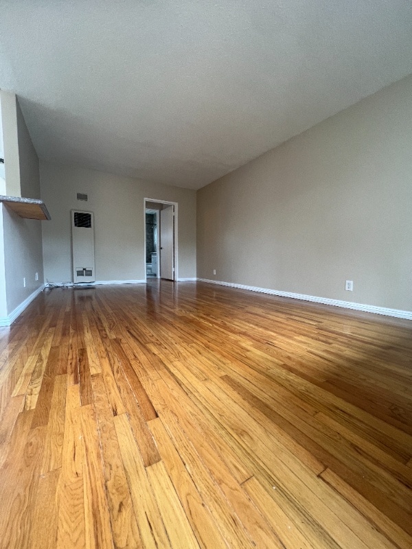 125 N Montague Ave in Fullerton, CA - Building Photo - Building Photo