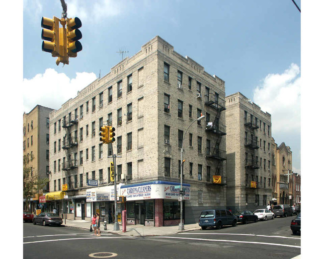 1111-1113 Ward Ave in Bronx, NY - Foto de edificio - Building Photo