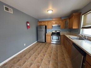 174 Keer Ave in Newark, NJ - Building Photo - Building Photo