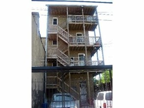 2654 W Cermak Rd in Chicago, IL - Building Photo - Building Photo