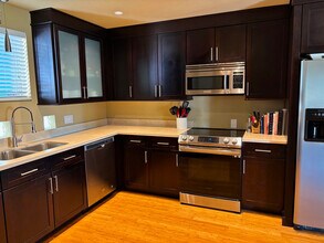 4950 Bayshore Blvd, Unit 28 in Tampa, FL - Building Photo - Building Photo