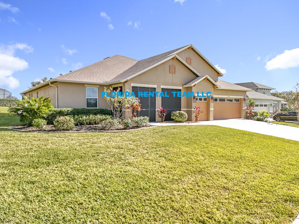 16304 Spring View Ct in Clermont, FL - Building Photo