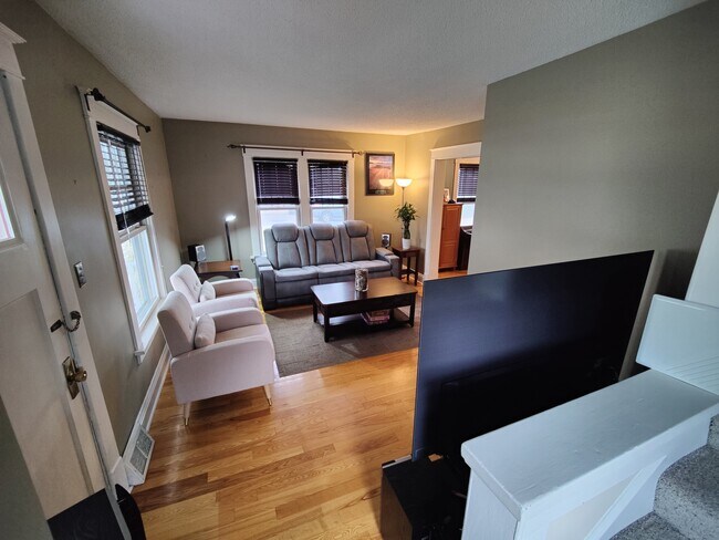 58 Superior Ave in Newington, CT - Building Photo - Building Photo