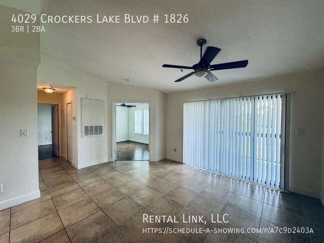 4029 Crockers Lake Blvd in Sarasota, FL - Building Photo - Building Photo