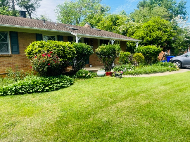 property at 11714 Smoketree Rd