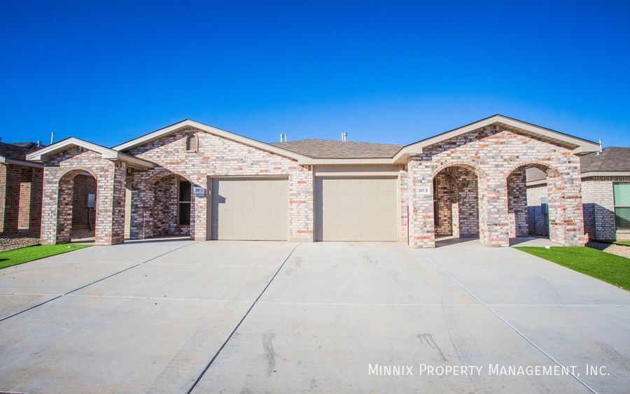 2007 Corpus Ave in Wolfforth, TX - Building Photo