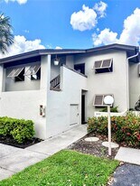 5171 Willow Links in Sarasota, FL - Building Photo