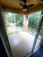 10360 Fox Trail Rd S, Unit 1613 in Royal Palm Beach, FL - Foto de edificio - Building Photo