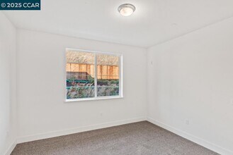 725 Delve Ct in Hayward, CA - Building Photo - Building Photo